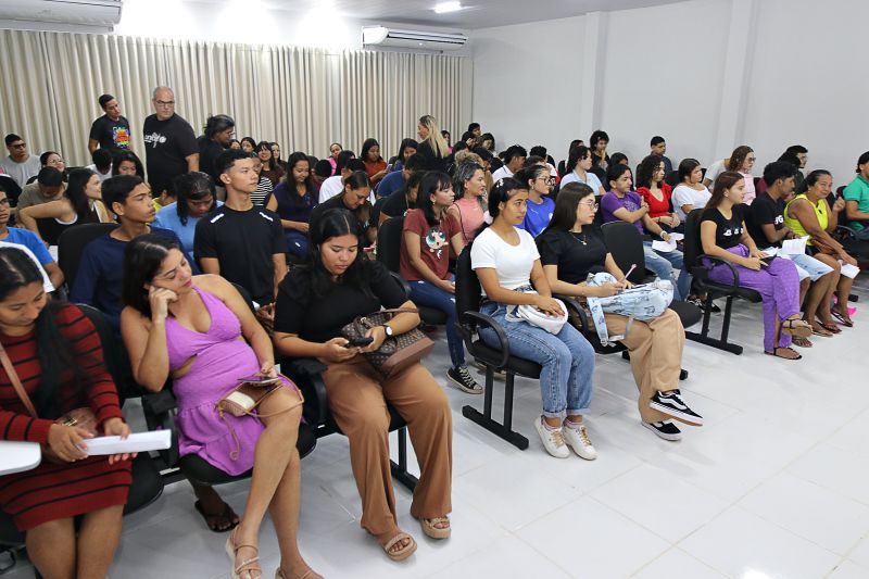 Workshop Para Jovens Aprendiz <div class='credito_fotos'>Foto: Márcio Souza &nbsp;&nbsp;|&nbsp;&nbsp; <a href='/midias/2025/originais/8054_3ef94dcc-dd7d-ba43-8f5d-927635c3ff15.jpg' download><i class='fa-solid fa-download'></i> Download</a></div>