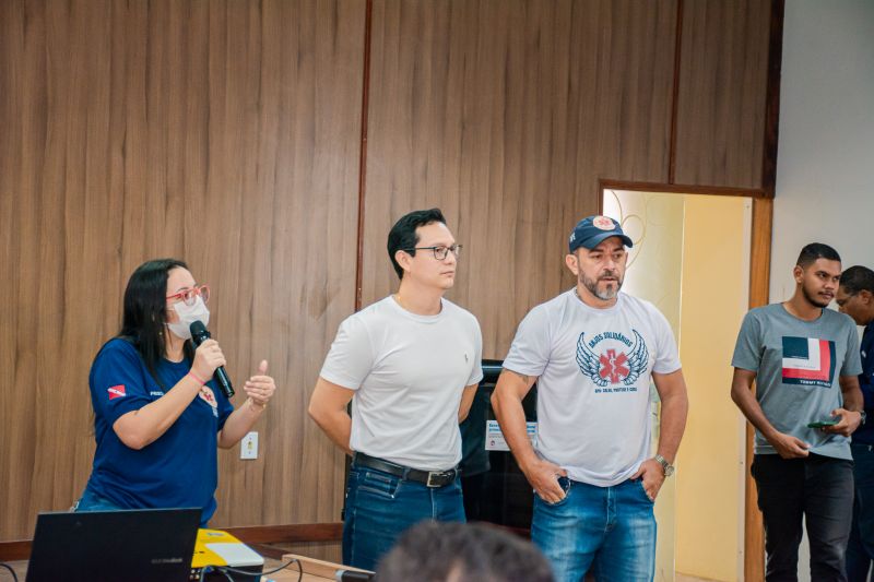  <div class='credito_fotos'>Foto: Karla Reis &nbsp;&nbsp;|&nbsp;&nbsp; <a href='/midias/2025/originais/8067_25ffd150-af4c-7ef6-87d5-b34822fcd6bd.jpg' download><i class='fa-solid fa-download'></i> Download</a></div>