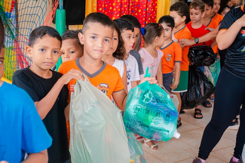  <div class='credito_fotos'>Foto: Karla Reis &nbsp;&nbsp;|&nbsp;&nbsp; <a href='/midias/2025/originais/8071_b7fcbcf1-c296-7a35-b67d-c0cb19d1b368.jpg' download><i class='fa-solid fa-download'></i> Download</a></div>