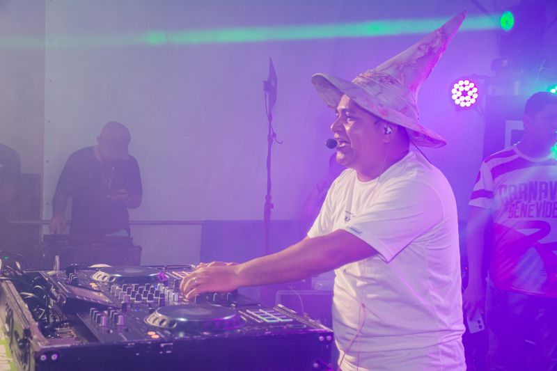  <div class='credito_fotos'>Foto: Karla Reis &nbsp;&nbsp;|&nbsp;&nbsp; <a href='/midias/2025/originais/8073_21a3e6d9-3d8e-361d-3aa5-1dc4d0c1ce32.jpg' download><i class='fa-solid fa-download'></i> Download</a></div>