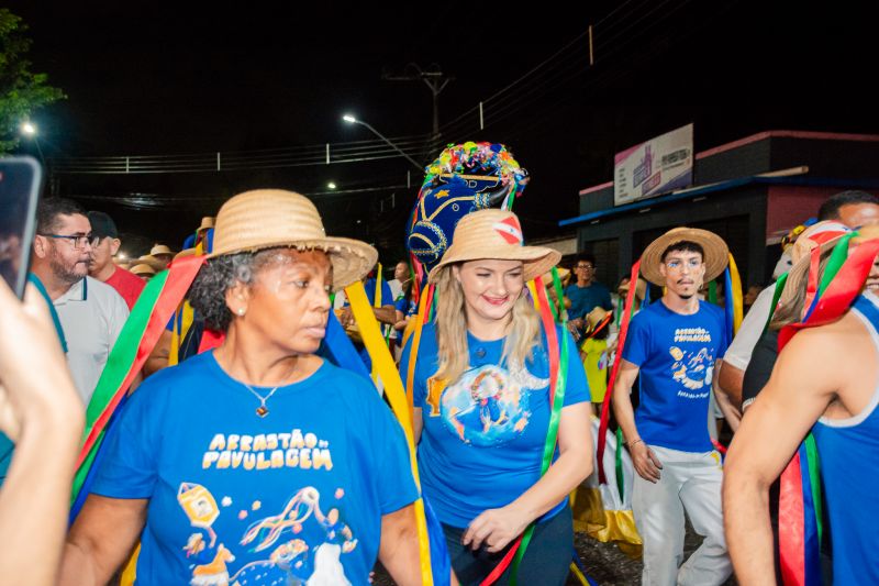  <div class='credito_fotos'>Foto: Karla Reis &nbsp;&nbsp;|&nbsp;&nbsp; <a href='/midias/2025/originais/8090_8706df3c-cf69-f053-aa68-7d486f8dc5c1.jpg' download><i class='fa-solid fa-download'></i> Download</a></div>