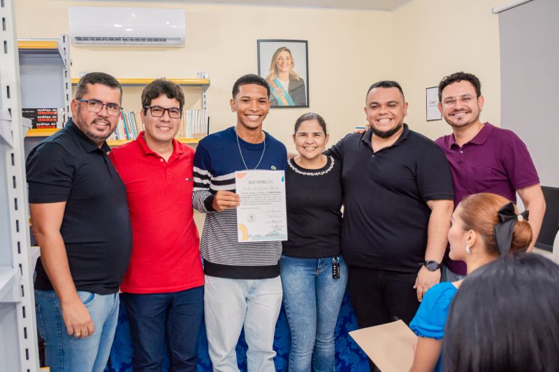  <div class='credito_fotos'>Foto: Karla Reis &nbsp;&nbsp;|&nbsp;&nbsp; <a href='/midias/2025/originais/8092_535f1932-2581-6806-9f5d-e39d1cb0dfd2.jpg' download><i class='fa-solid fa-download'></i> Download</a></div>