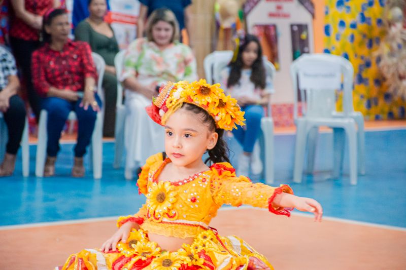  <div class='credito_fotos'>Foto: Karla Reis &nbsp;&nbsp;|&nbsp;&nbsp; <a href='/midias/2025/originais/9129_7fa9b349-cb71-41c2-ab0a-2630ebda2cf4.jpg' download><i class='fa-solid fa-download'></i> Download</a></div>