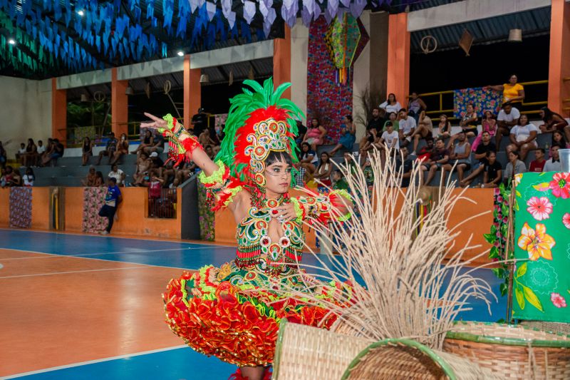  <div class='credito_fotos'>Foto: Karla Reis &nbsp;&nbsp;|&nbsp;&nbsp; <a href='/midias/2025/originais/9136_b08004af-e79d-cf23-7609-571fe7892389.jpg' download><i class='fa-solid fa-download'></i> Download</a></div>