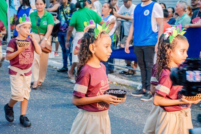  <div class='credito_fotos'>Foto: Karla Reis &nbsp;&nbsp;|&nbsp;&nbsp; <a href='/midias/2025/originais/9155_2ae640f4-4156-3f2c-bed0-27b154fe46a9.jpg' download><i class='fa-solid fa-download'></i> Download</a></div>