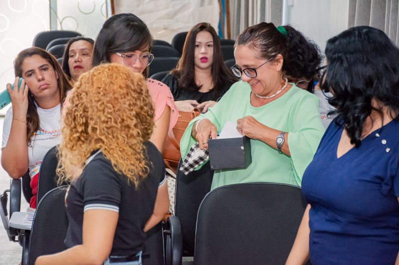  <div class='credito_fotos'>Foto: Karla Reis &nbsp;&nbsp;|&nbsp;&nbsp; <a href='/midias/2025/originais/9172_6bdb17cb-056c-a9b5-cc02-900120fb731e.jpg' download><i class='fa-solid fa-download'></i> Download</a></div>