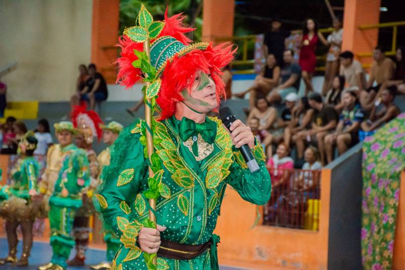 O marcador tem um papel crucial: guiar a quadrilha com energia e precisão.