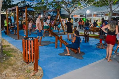 notícia: Prefeitura de Benevides inaugura nova Praça da Cohab com grande participação da comunidade