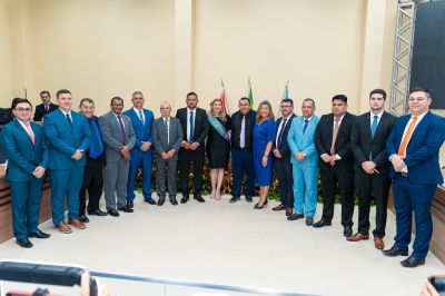 notícia: Prefeita Luziane Solon e autoridades tomam posse para o mandato 2025-2028