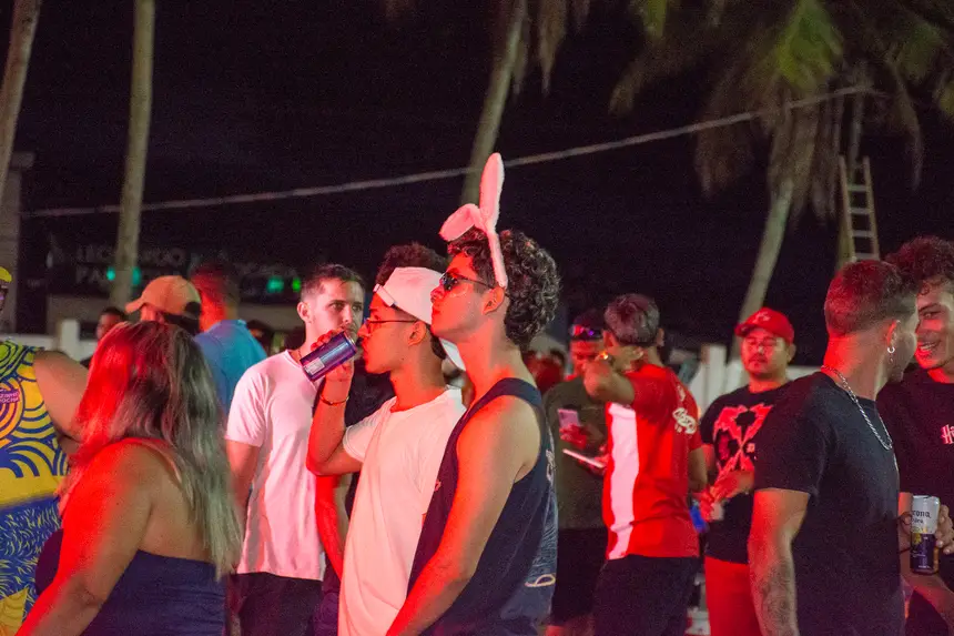  <div class='credito_fotos'>Foto: Karla Reis &nbsp;&nbsp;|&nbsp;&nbsp; <a href='/midias/2026/originais/20260216024958-GF00009307-F00111030.webp' download><i class='fa-solid fa-download'></i> Download</a></div>