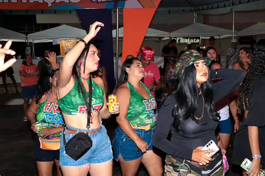  <div class='credito_fotos'>Foto: Márcio Souza &nbsp;&nbsp;|&nbsp;&nbsp; <a href='/midias/2026/originais/20260218033902-GF00009310-F00111266.webp' download><i class='fa-solid fa-download'></i> Download</a></div>