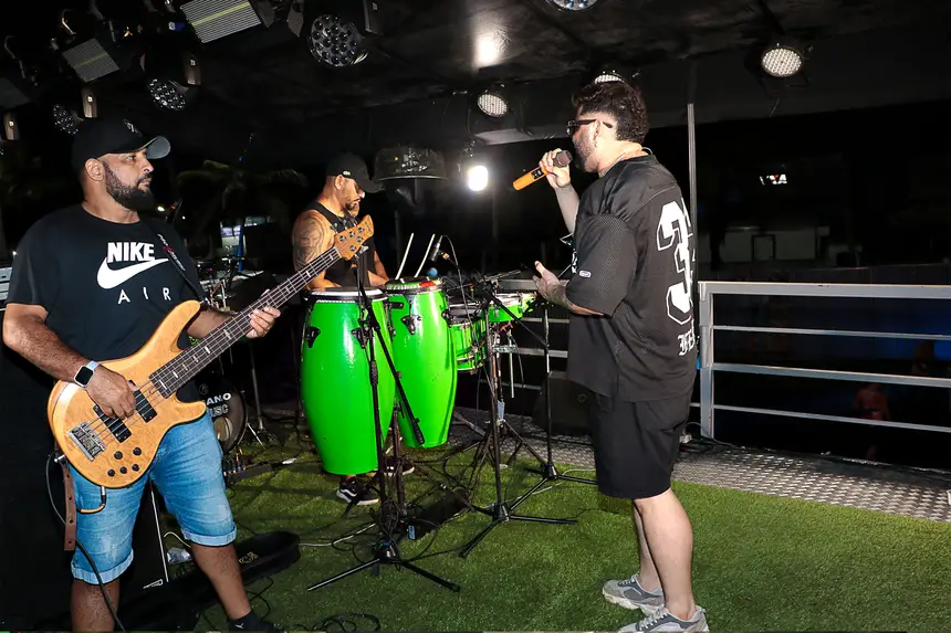  <div class='credito_fotos'>Foto: Márcio Souza &nbsp;&nbsp;|&nbsp;&nbsp; <a href='/midias/2026/originais/20260218033957-GF00009310-F00111296.webp' download><i class='fa-solid fa-download'></i> Download</a></div>