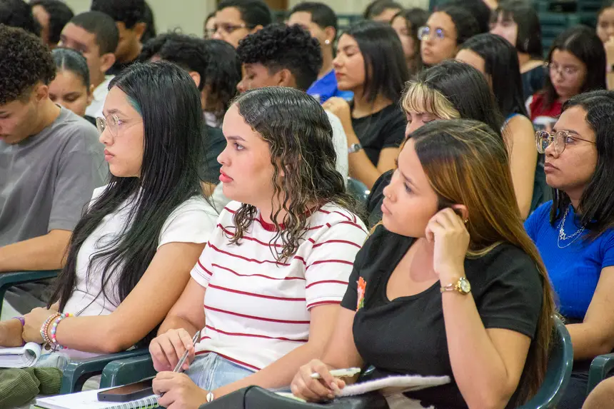  <div class='credito_fotos'>Foto: Karla Reis &nbsp;&nbsp;|&nbsp;&nbsp; <a href='/midias/2026/originais/20260220220309-GF00009315-F00111691.webp' download><i class='fa-solid fa-download'></i> Download</a></div>