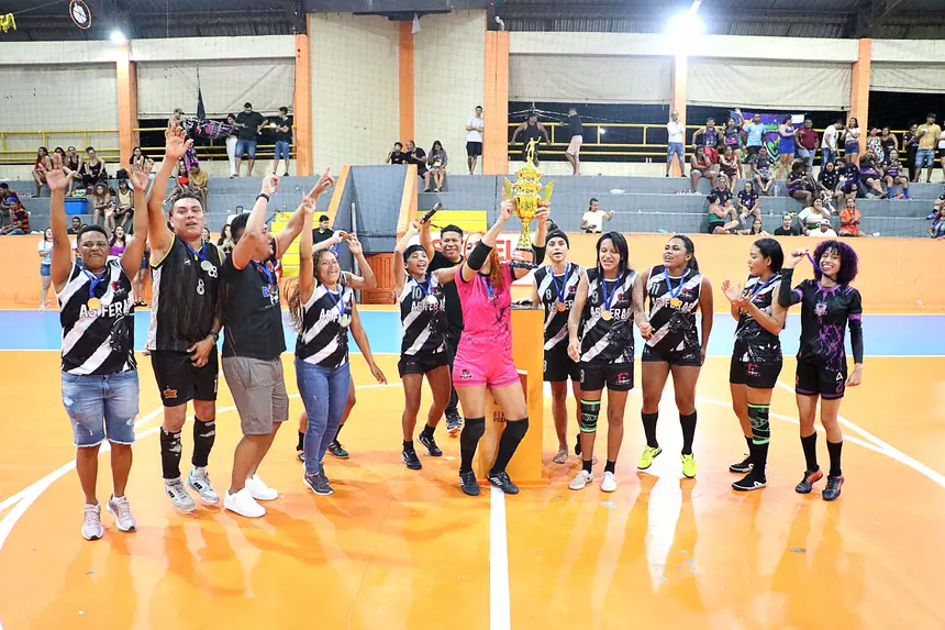  <div class='credito_fotos'>Foto: Márcio Souza &nbsp;&nbsp;|&nbsp;&nbsp; <a href='/midias/2026/originais/20260329124051-GF00009359-F00113626.webp' download><i class='fa-solid fa-download'></i> Download</a></div>