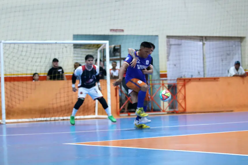  <div class='credito_fotos'>Foto: Márcio Souza &nbsp;&nbsp;|&nbsp;&nbsp; <a href='/midias/2026/originais/20260402010455-GF00009367-F00114018.webp' download><i class='fa-solid fa-download'></i> Download</a></div>