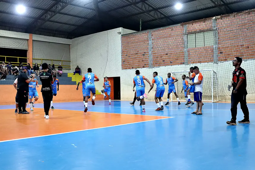  <div class='credito_fotos'>Foto: Márcio Souza &nbsp;&nbsp;|&nbsp;&nbsp; <a href='/midias/2026/originais/20260418094900-GF00009377-F00114586.webp' download><i class='fa-solid fa-download'></i> Download</a></div>