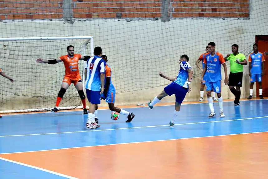  <div class='credito_fotos'>Foto: Márcio Souza &nbsp;&nbsp;|&nbsp;&nbsp; <a href='/midias/2026/originais/20260418094921-GF00009377-F00114597.webp' download><i class='fa-solid fa-download'></i> Download</a></div>