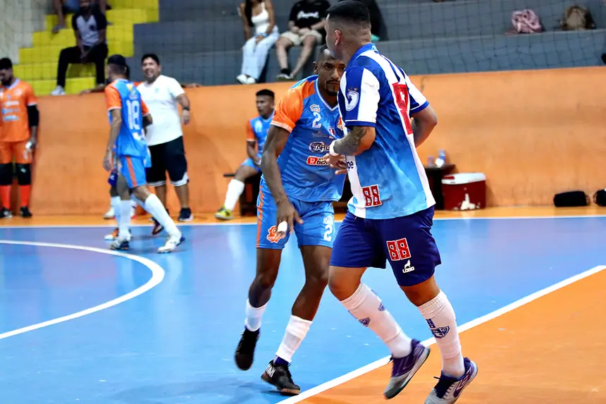  <div class='credito_fotos'>Foto: Márcio Souza &nbsp;&nbsp;|&nbsp;&nbsp; <a href='/midias/2026/originais/20260418094924-GF00009377-F00114598.webp' download><i class='fa-solid fa-download'></i> Download</a></div>