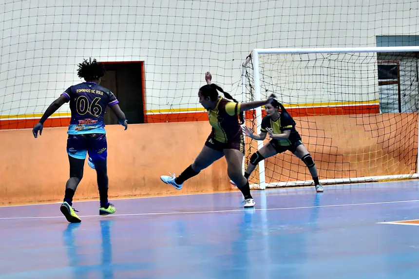  <div class='credito_fotos'>Foto: Márcio Souza &nbsp;&nbsp;|&nbsp;&nbsp; <a href='/midias/2026/originais/20260418094941-GF00009377-F00114607.webp' download><i class='fa-solid fa-download'></i> Download</a></div>
