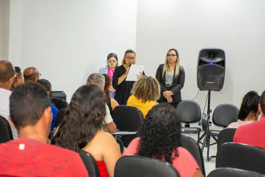  <div class='credito_fotos'>Foto: Karla Reis &nbsp;&nbsp;|&nbsp;&nbsp; <a href='/midias/2026/originais/20260422230510-GF00009381-F00114732.webp' download><i class='fa-solid fa-download'></i> Download</a></div>