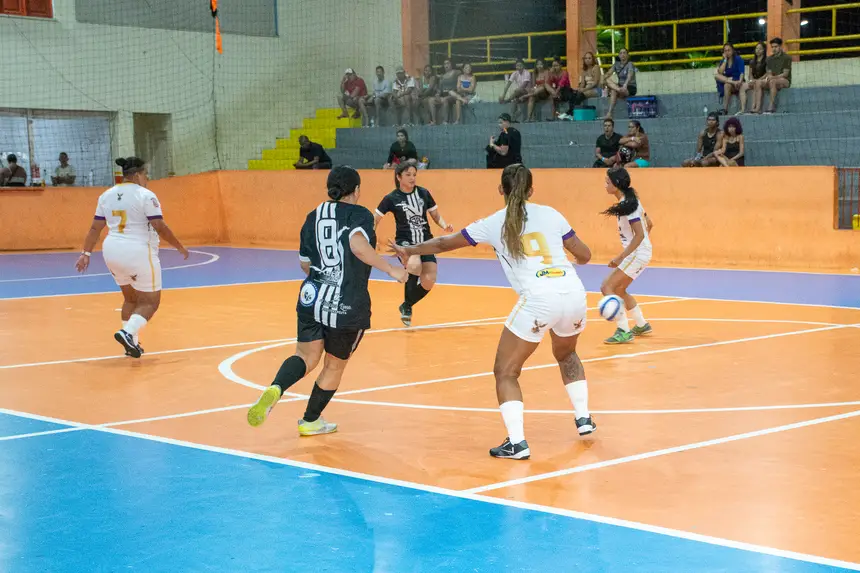  <div class='credito_fotos'>Foto: Karla Reis &nbsp;&nbsp;|&nbsp;&nbsp; <a href='/midias/2026/originais/20260424101022-GF00009383-F00114881.webp' download><i class='fa-solid fa-download'></i> Download</a></div>