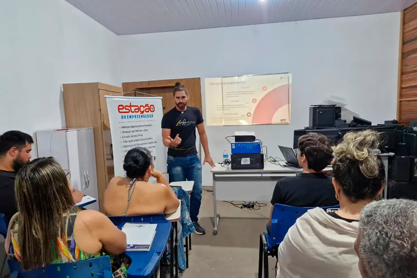  <div class='credito_fotos'>Foto:  &nbsp;&nbsp;|&nbsp;&nbsp; <a href='/midias/2026/originais/20260428230053-GF00009390-F00115145.webp' download><i class='fa-solid fa-download'></i> Download</a></div>
