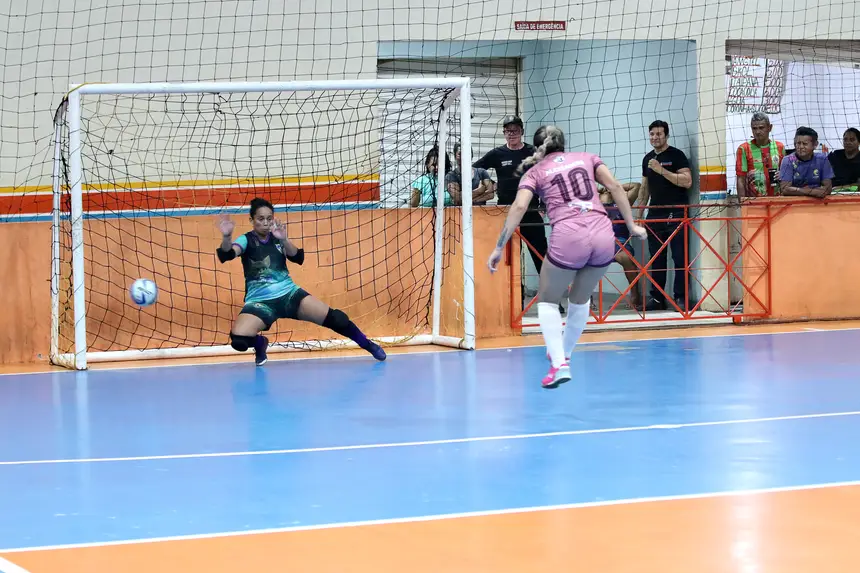  <div class='credito_fotos'>Foto: Márcio Souza &nbsp;&nbsp;|&nbsp;&nbsp; <a href='/midias/2026/originais/20260508101306-GF00009402-F00115818.webp' download><i class='fa-solid fa-download'></i> Download</a></div>