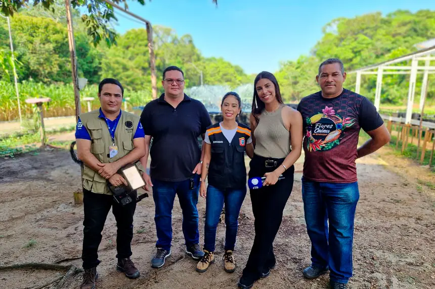 Bastidores da reportagem especial da TV Record - Record News sobre o potencial turístico e econômico de Benevides gravada no último dia 14 de Julho em diversos pontos do município.

O especial irá ao ar (em breve) na TV Record Belém e na Record News <div class='credito_fotos'>Foto: Márcio Souza &nbsp;&nbsp;|&nbsp;&nbsp; <a href='/midias/2026/originais/20260714133916-GF00009476-F00119750.webp' download><i class='fa-solid fa-download'></i> Download</a></div>