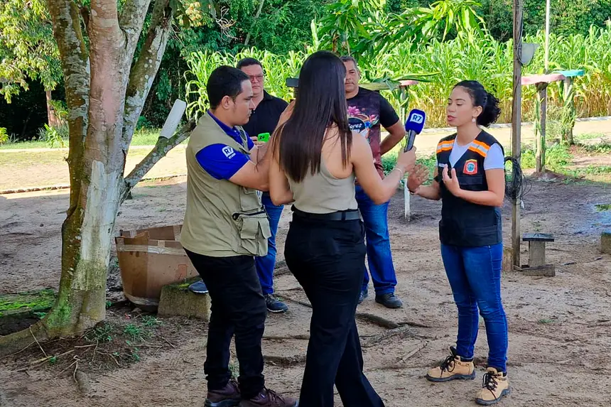 Bastidores da reportagem especial da TV Record - Record News sobre o potencial turístico e econômico de Benevides gravada no último dia 14 de Julho em diversos pontos do município.

O especial irá ao ar (em breve) na TV Record Belém e na Record News <div class='credito_fotos'>Foto: Márcio Souza &nbsp;&nbsp;|&nbsp;&nbsp; <a href='/midias/2026/originais/20260714134021-GF00009476-F00119772.webp' download><i class='fa-solid fa-download'></i> Download</a></div>