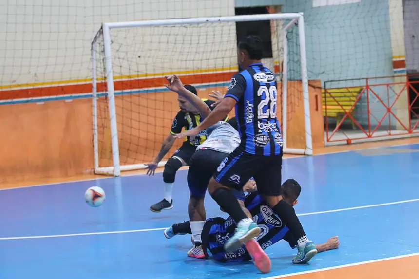  <div class='credito_fotos'>Foto: Márcio Souza &nbsp;&nbsp;|&nbsp;&nbsp; <a href='/midias/2026/originais/20260721232320-GF00009480-F00119918.webp' download><i class='fa-solid fa-download'></i> Download</a></div>