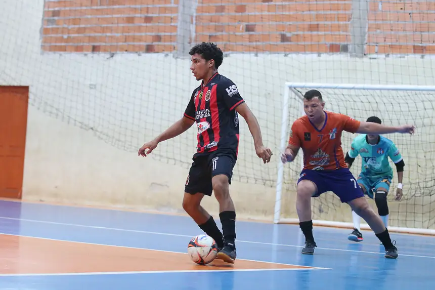  <div class='credito_fotos'>Foto: Márcio Souza &nbsp;&nbsp;|&nbsp;&nbsp; <a href='/midias/2026/originais/20260722234647-GF00009483-F00120026.webp' download><i class='fa-solid fa-download'></i> Download</a></div>