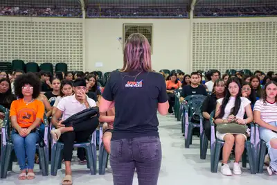 notícia: Prefeitura de Benevides promove "aulão" de preparação para candidatos ao Cursinho